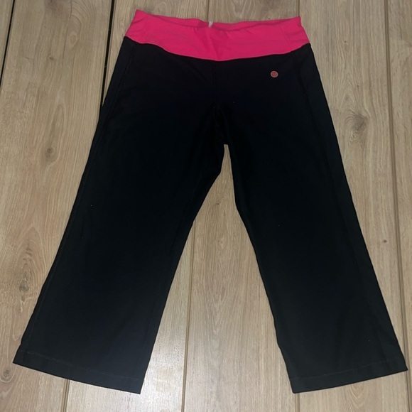 Vogo Woman’s Workout Capris Pants - Picture 1 of 6